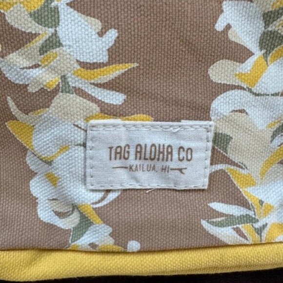Whole Foods Hawaii x Tag Aloha Mini Tote - Plumeria Lei Limited Edition - Picture 3 of 5